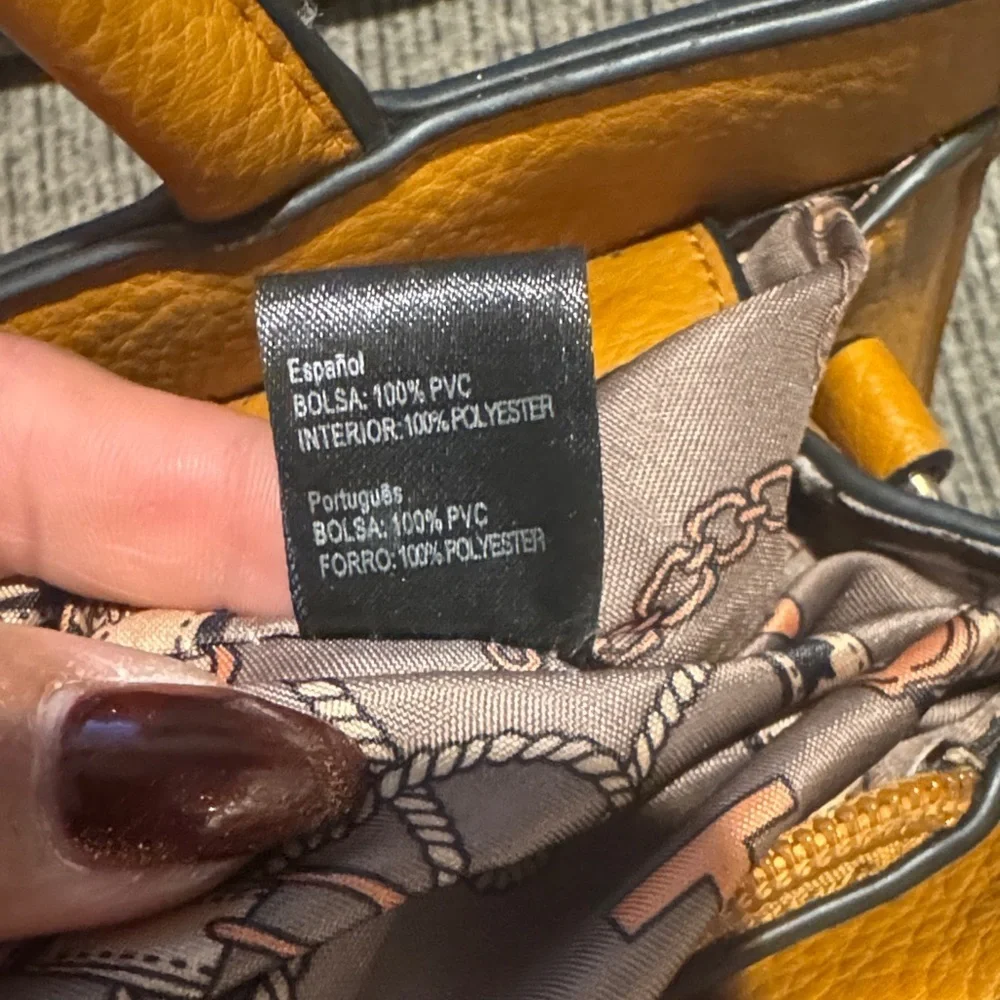 Elegant Tan  Handbag